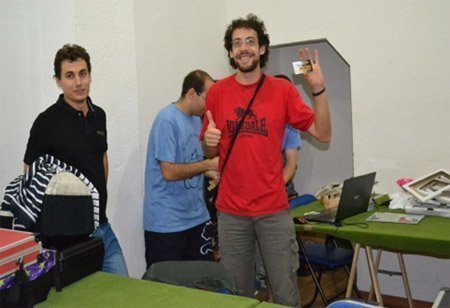 Varios